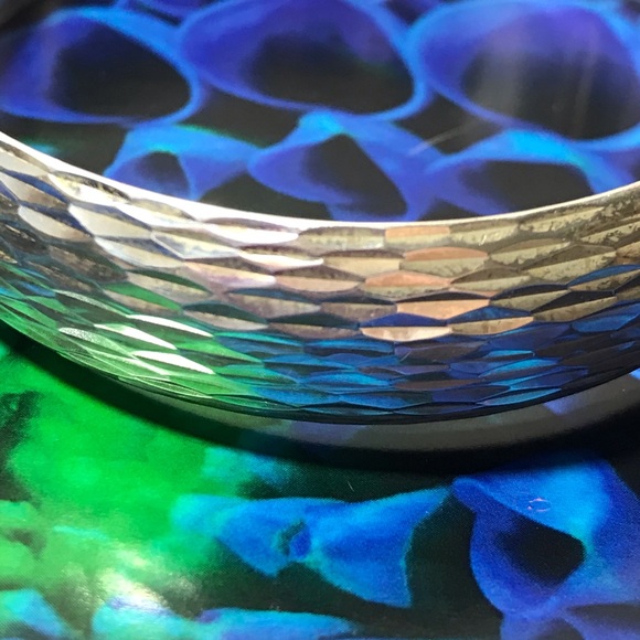 Sterling Silver .925 Diamond cut Bangle New! 🦋💕 - Picture 6 of 7